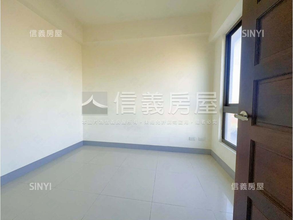 楓丹綠園二房車房屋室內格局與周邊環境