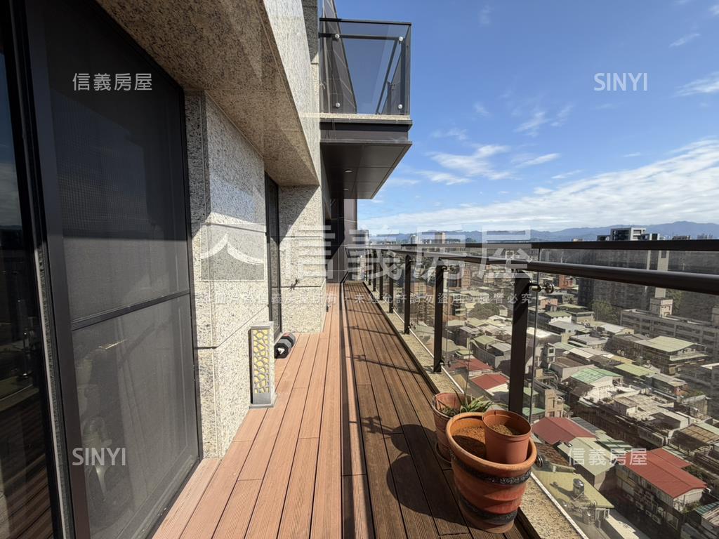 中正君臨高樓河景晏京房屋室內格局與周邊環境