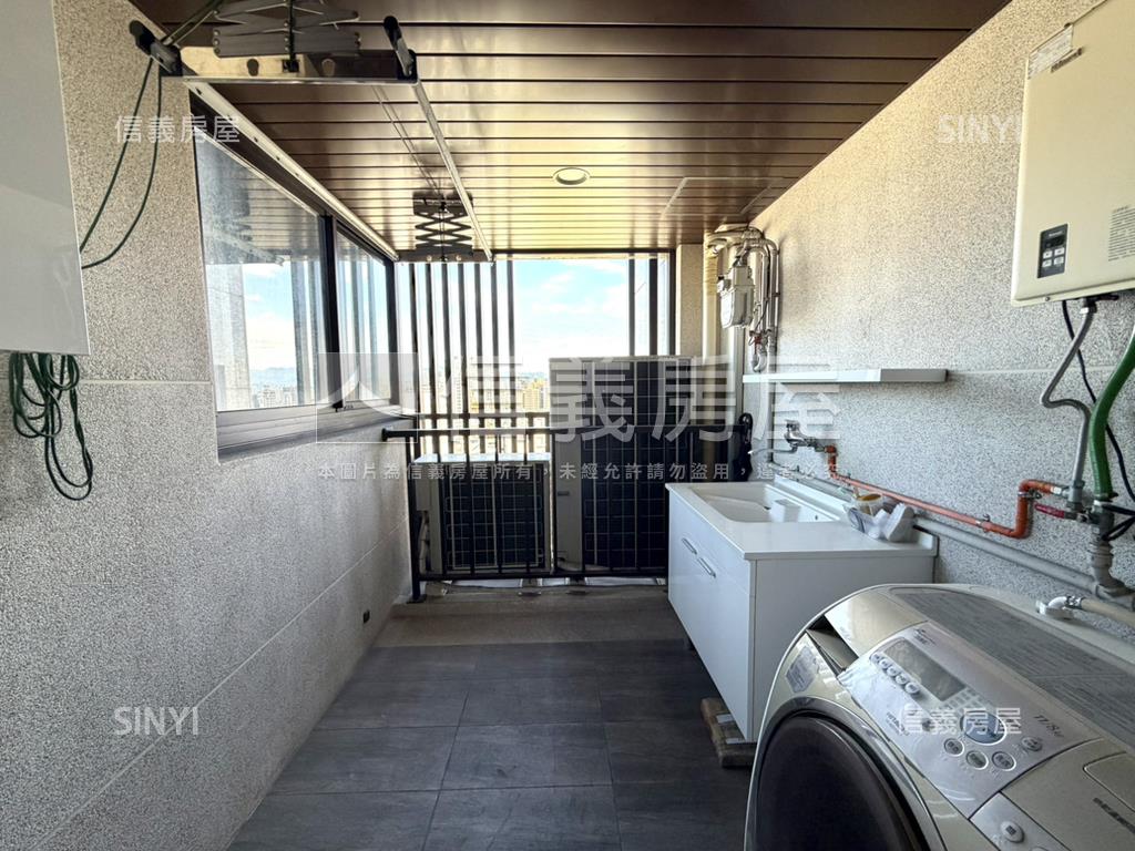 中正君臨高樓河景晏京房屋室內格局與周邊環境