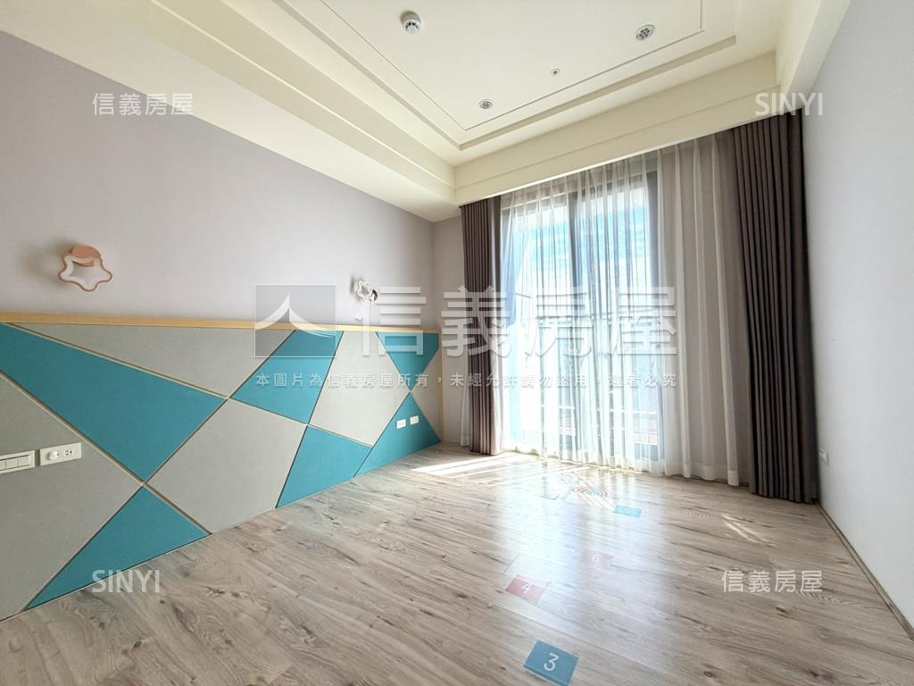 中正君臨高樓河景晏京房屋室內格局與周邊環境