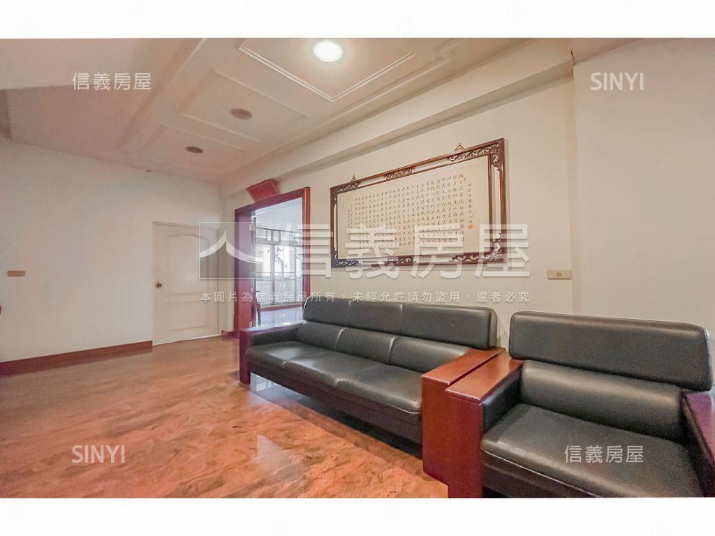 七期稀有雙併別墅房屋室內格局與周邊環境