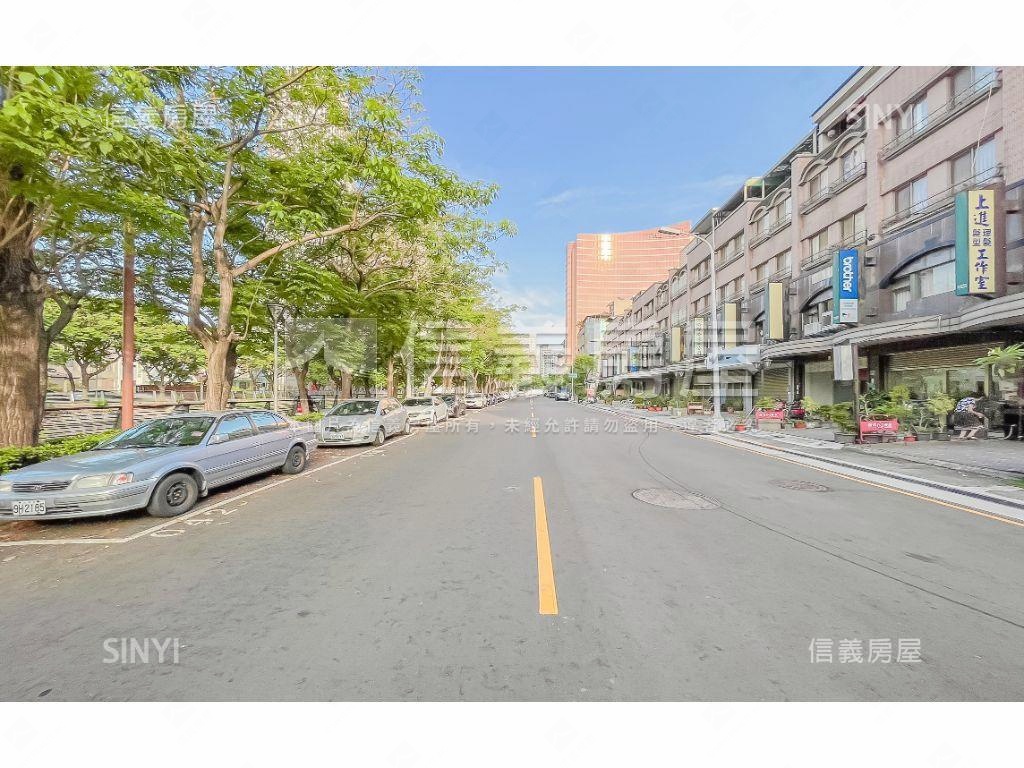 七期稀有雙併別墅房屋室內格局與周邊環境