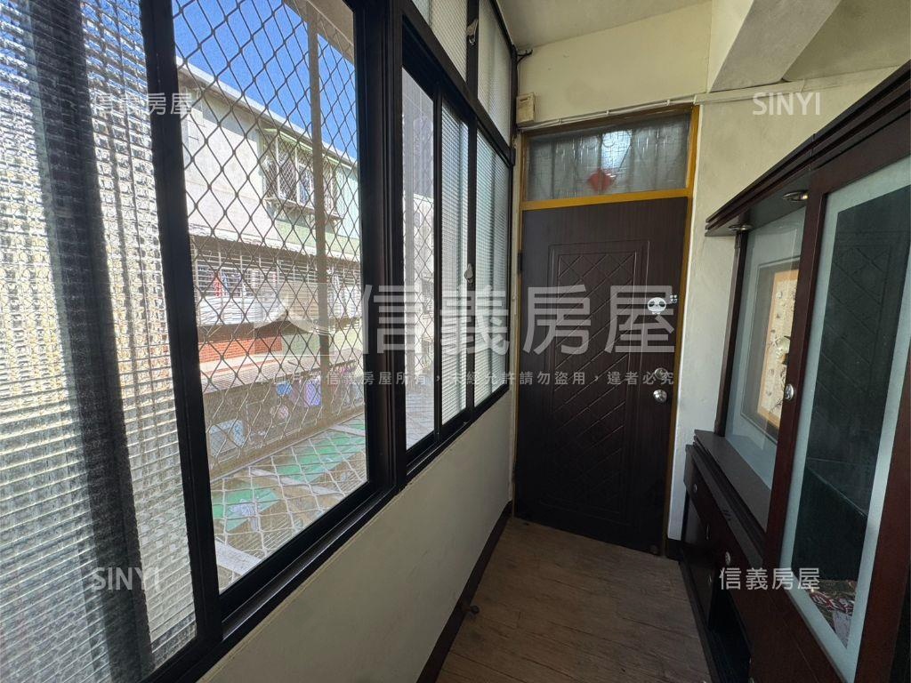 捷運福壽小資頂加房屋室內格局與周邊環境