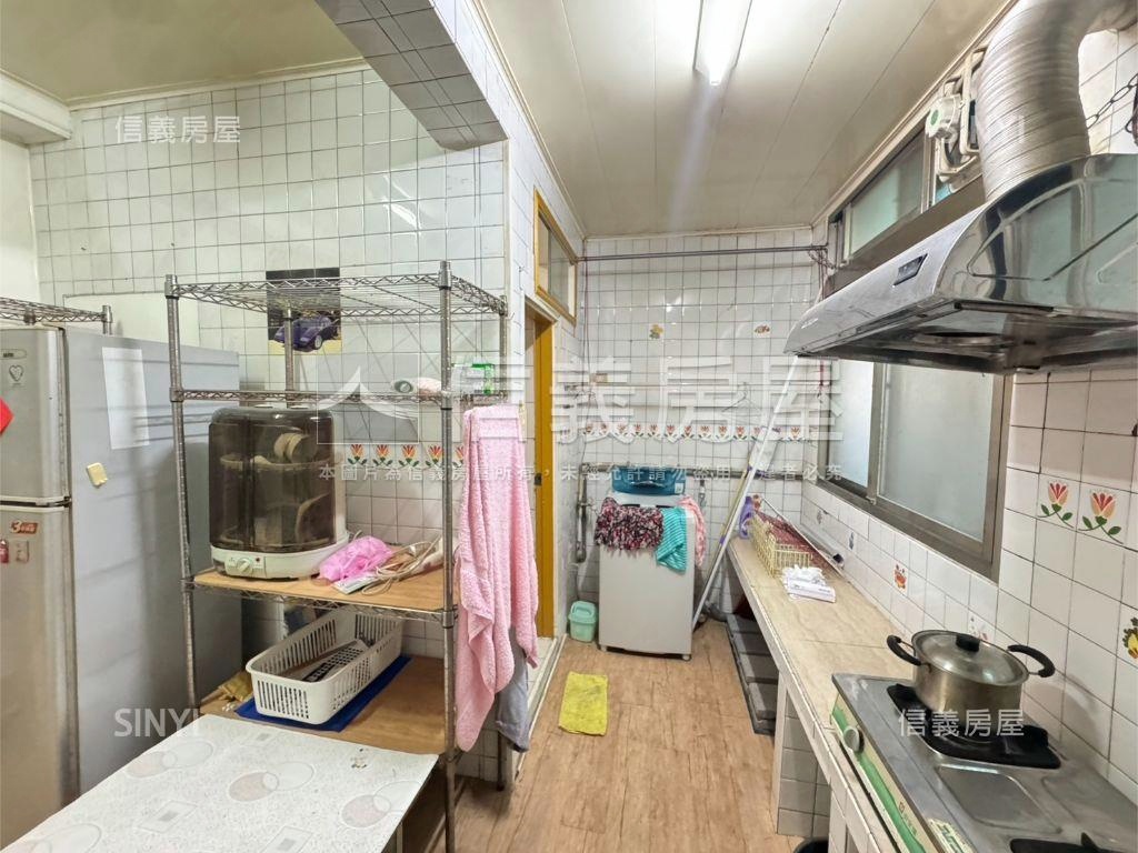 捷運福壽小資頂加房屋室內格局與周邊環境