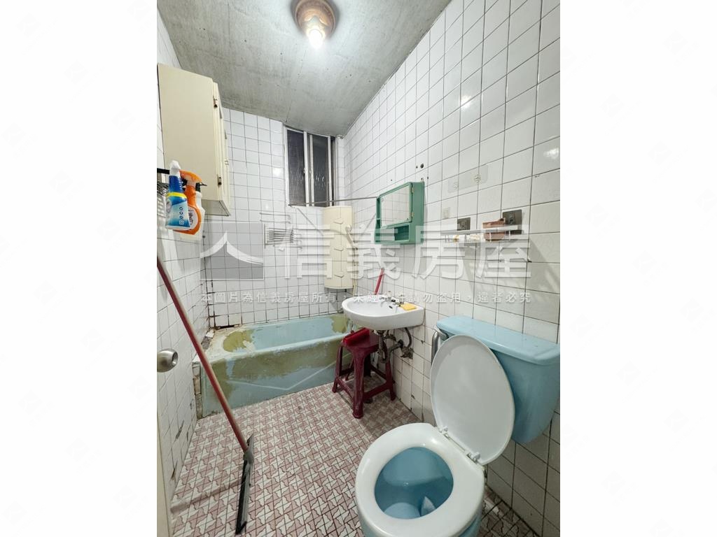 捷運芝山大空間一樓房屋室內格局與周邊環境