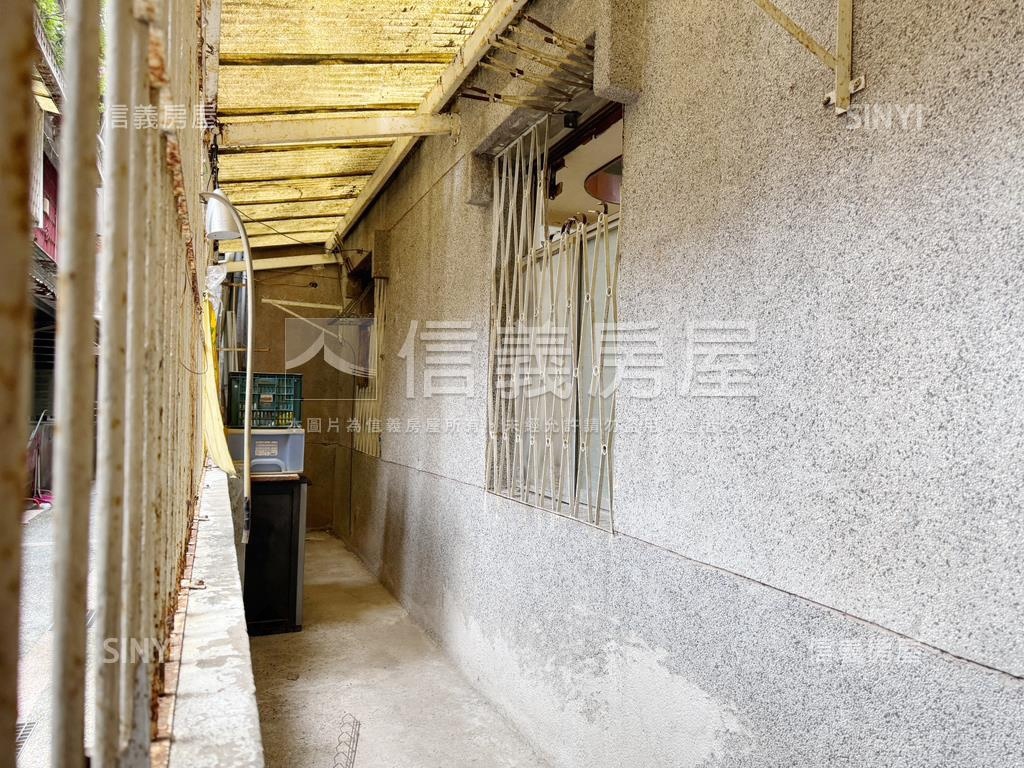 捷運芝山大空間一樓房屋室內格局與周邊環境