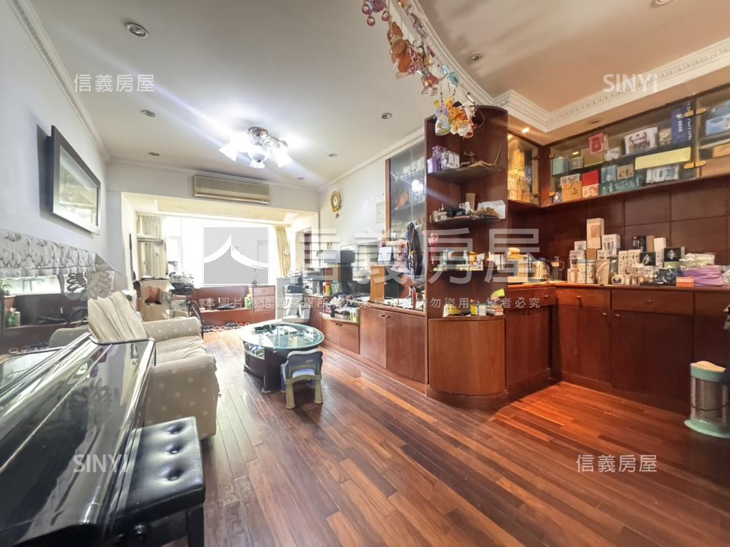 市府公寓雙併３樓房屋室內格局與周邊環境