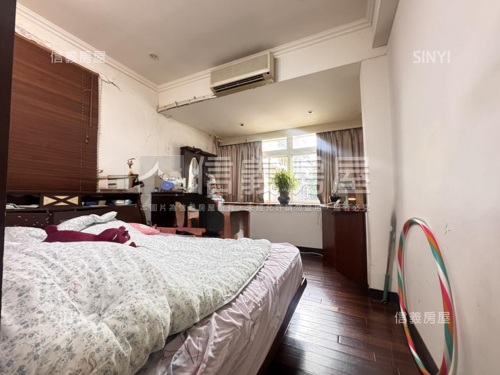 市府公寓雙併３樓房屋室內格局與周邊環境