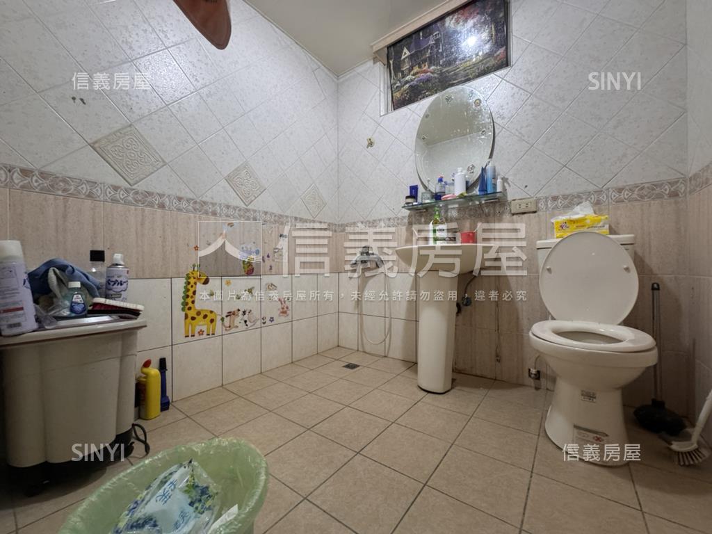 市府公寓雙併３樓房屋室內格局與周邊環境