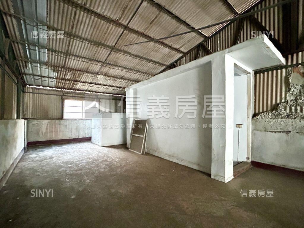 科工館輕軌站旁透天房屋室內格局與周邊環境