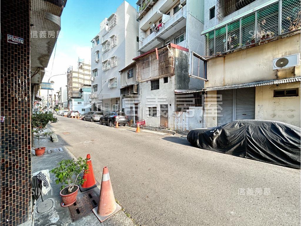 科工館輕軌站旁透天房屋室內格局與周邊環境