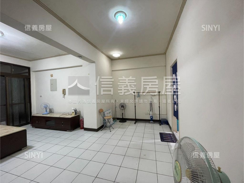 低總價社區管理三房房屋室內格局與周邊環境