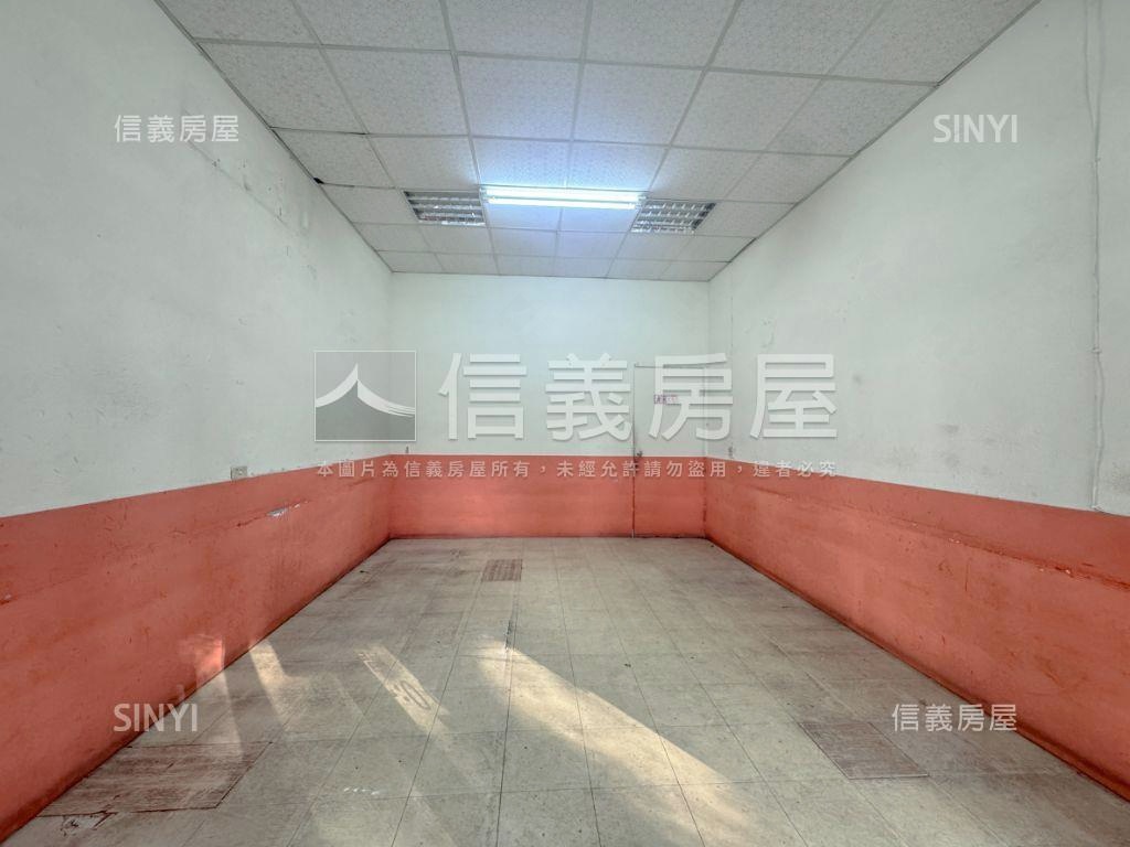 後驛正街公園首排透店房屋室內格局與周邊環境