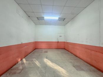 後驛正街公園首排透店