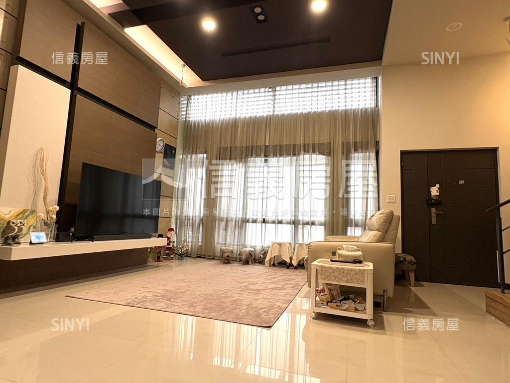 迎旭美裝透天房屋室內格局與周邊環境