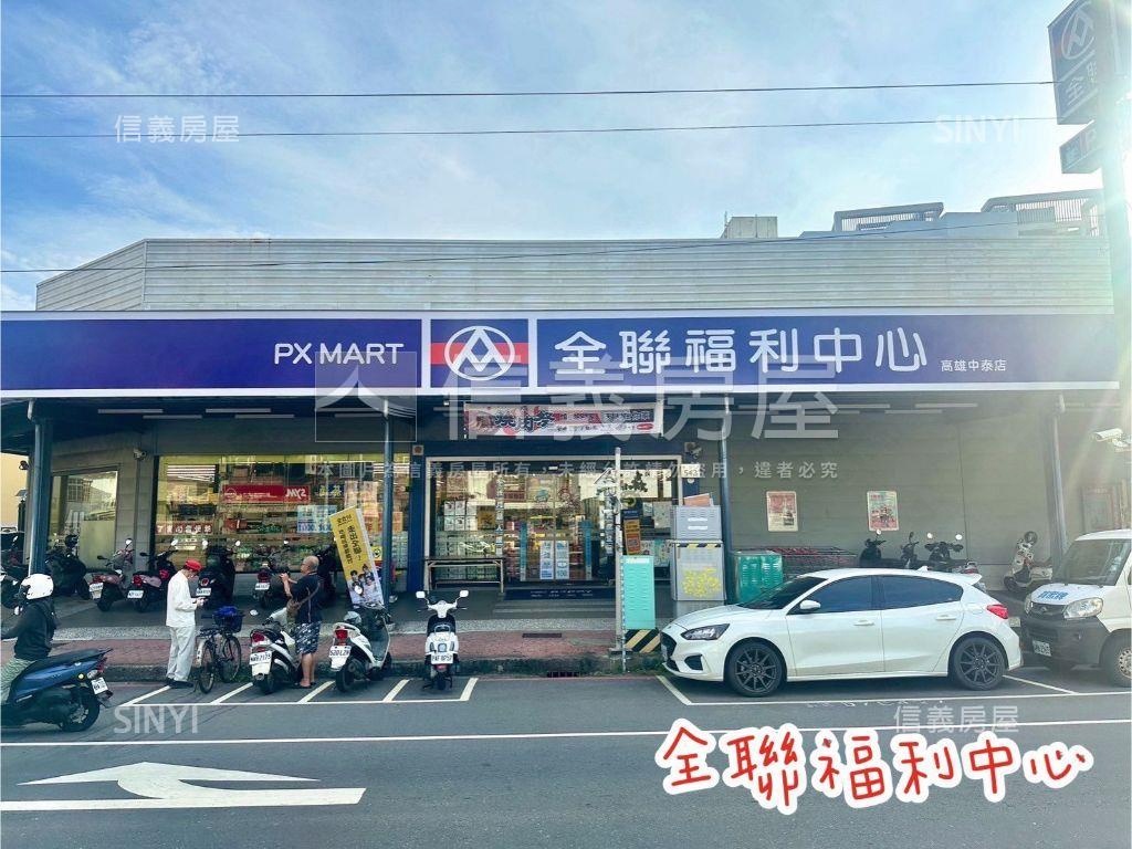 楠梓近新台１７車庫透天房屋室內格局與周邊環境