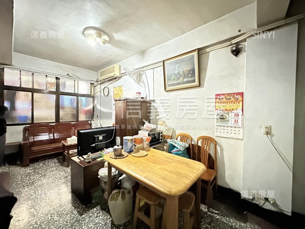 三重連棟透天房屋室內格局與周邊環境