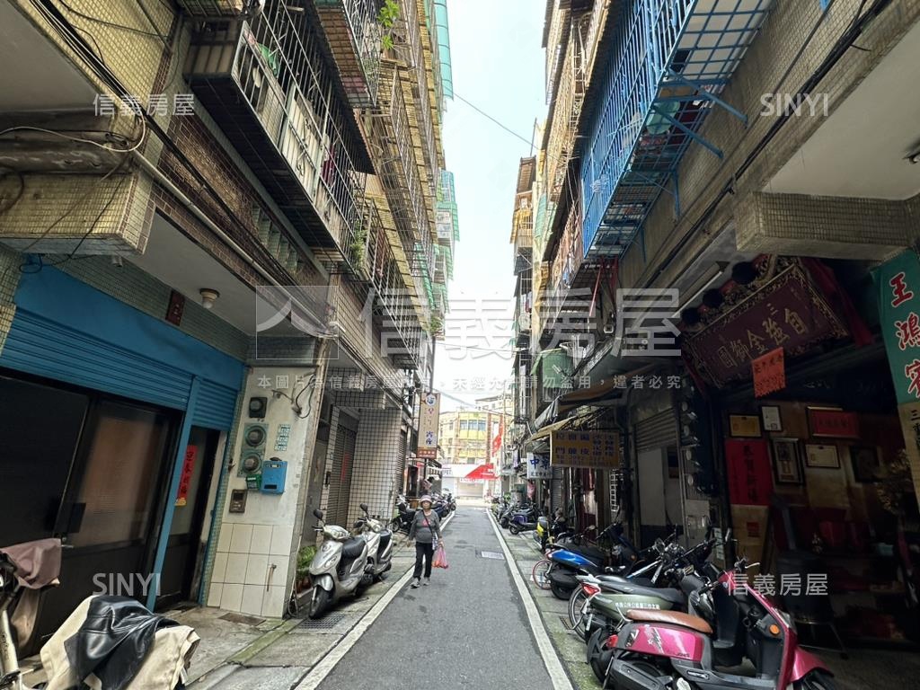 三重連棟透天房屋室內格局與周邊環境