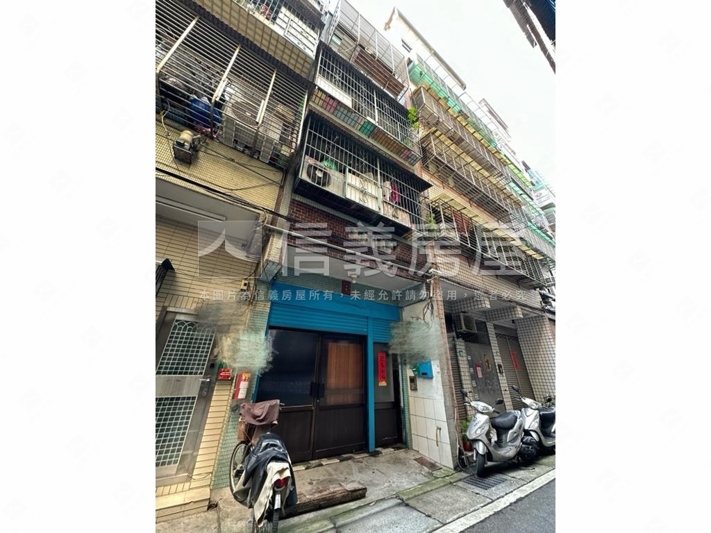 三重連棟透天房屋室內格局與周邊環境