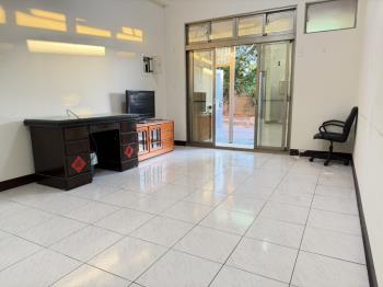 稀有邊間一樓帝王三房