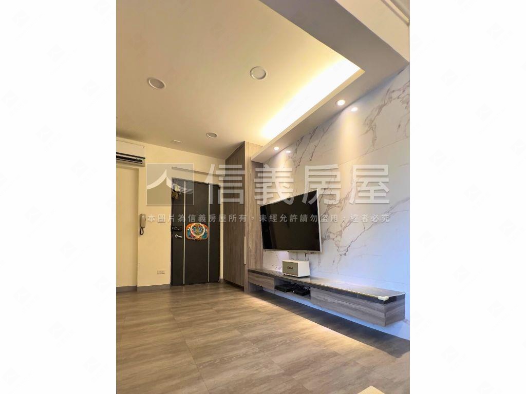 長安街年輕公寓日光照拂房屋室內格局與周邊環境