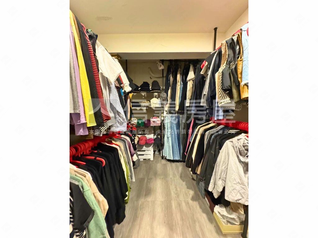 長安街年輕公寓日光照拂房屋室內格局與周邊環境