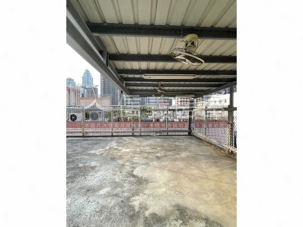 長安街年輕公寓日光照拂房屋室內格局與周邊環境