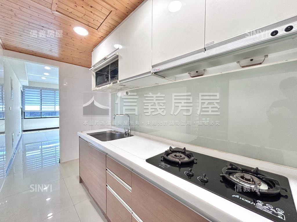 藍海帝國美麗高樓雙平車房屋室內格局與周邊環境