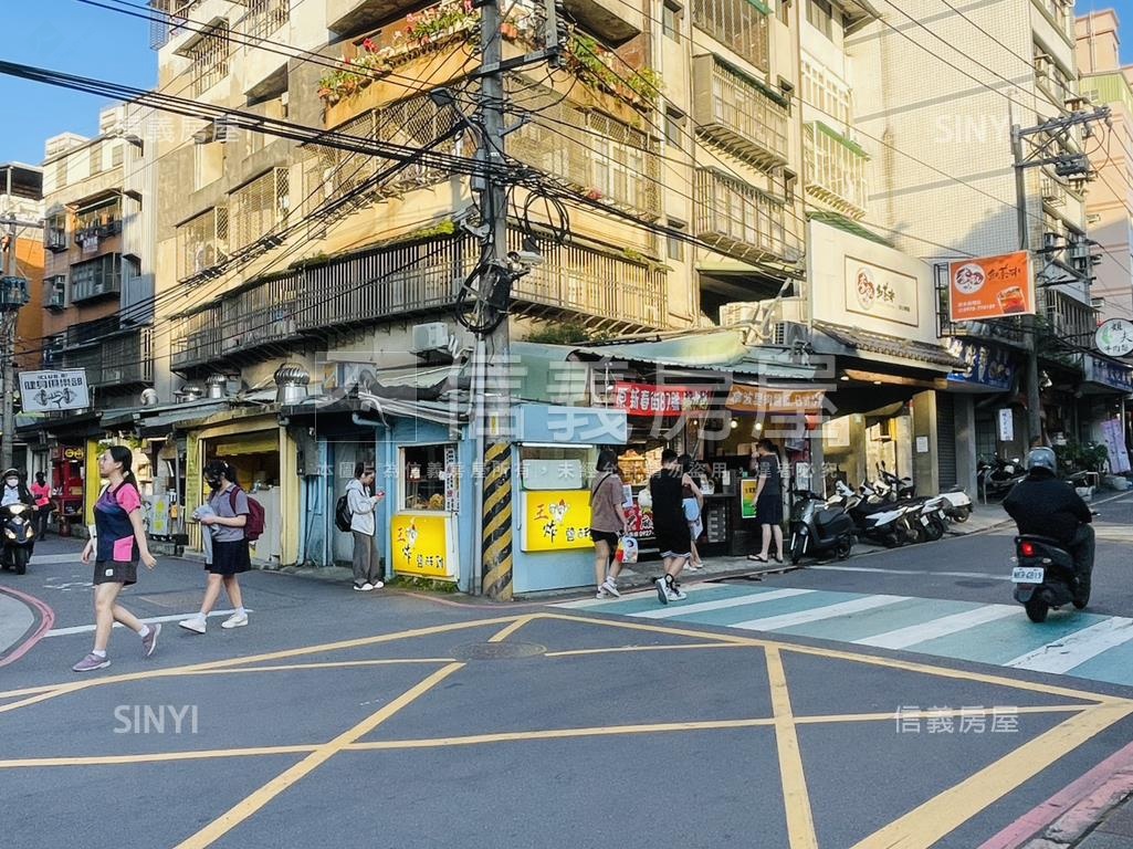 真理商圈●黃金人潮收租房屋室內格局與周邊環境