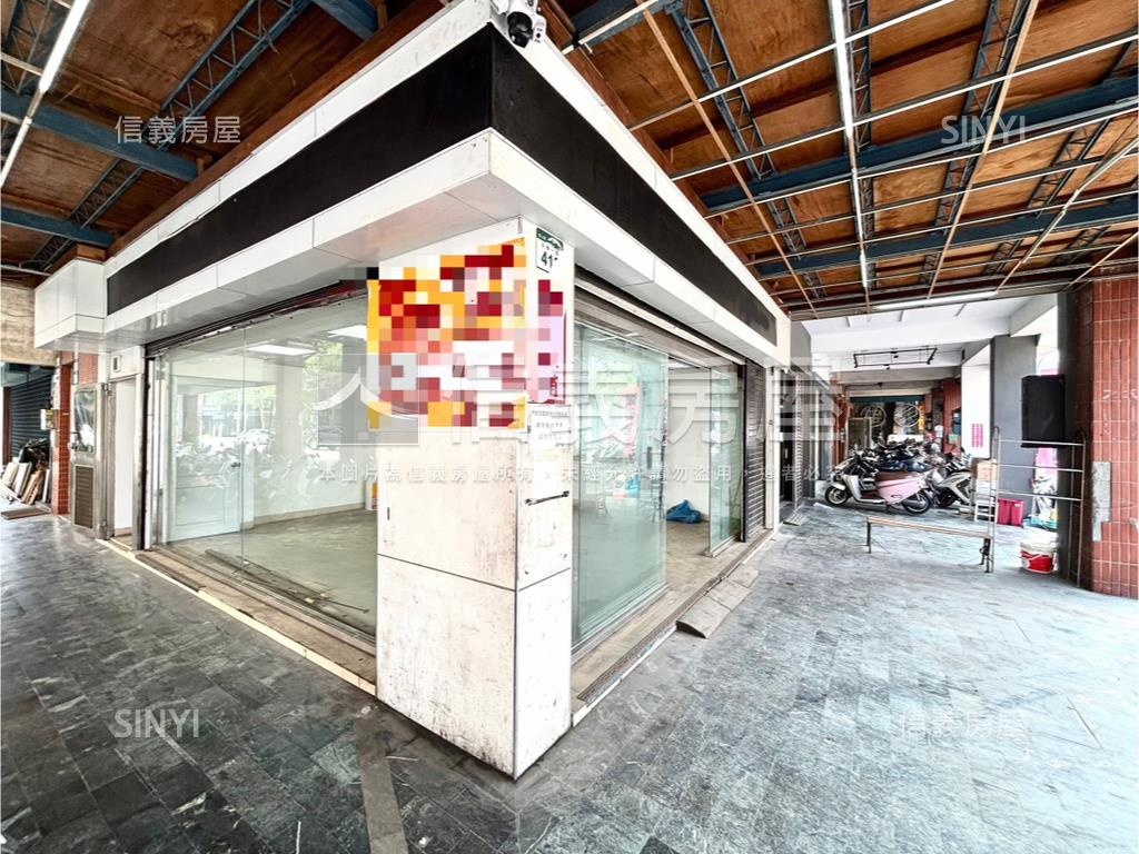 中華一路角窗大面寬店面房屋室內格局與周邊環境