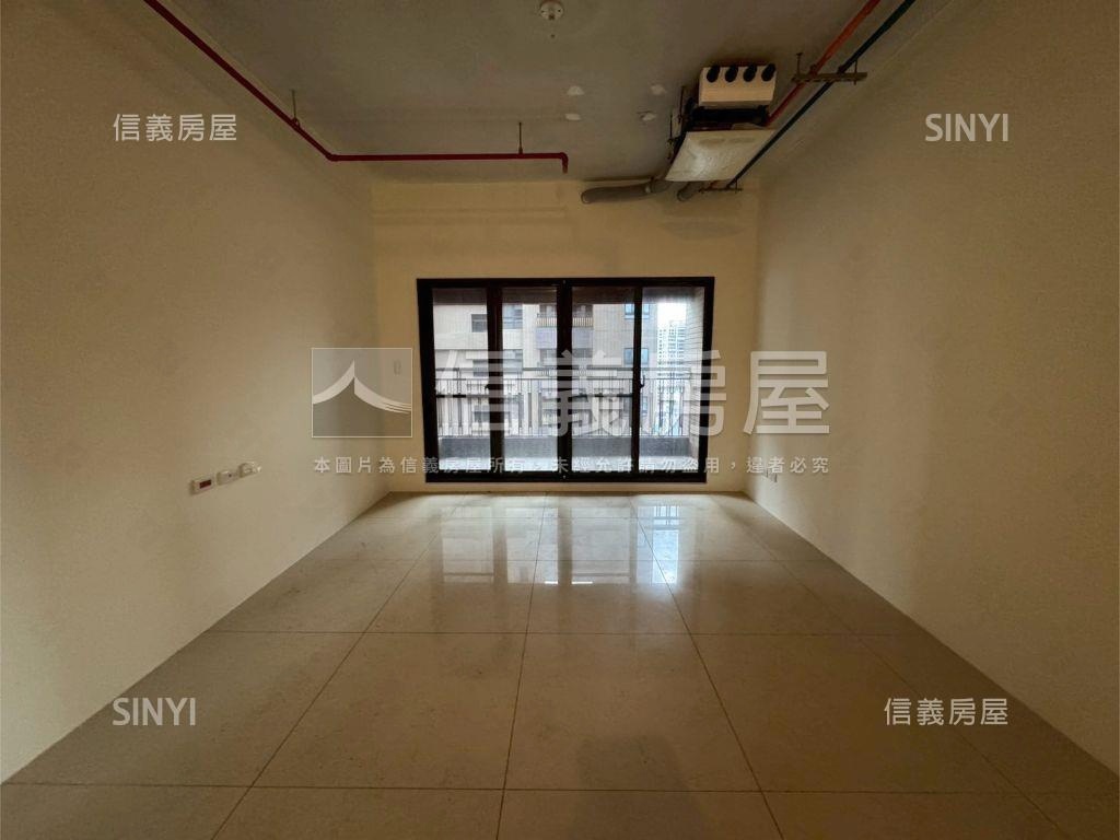 永鼎帝京Ｃ１十九三房車位房屋室內格局與周邊環境
