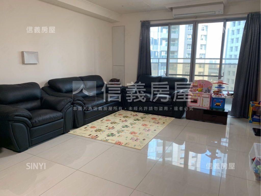 耀東方高樓層面摩天４中庭房屋室內格局與周邊環境