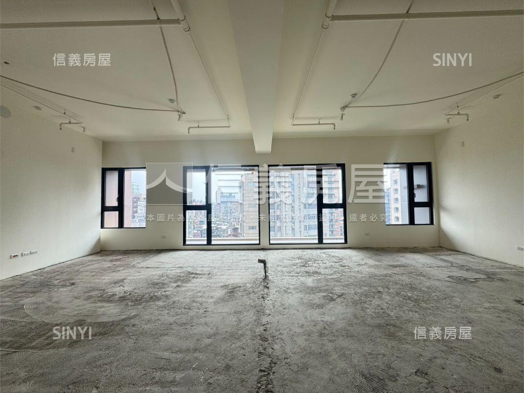 雍居仁愛★Ａ３花園露臺戶房屋室內格局與周邊環境