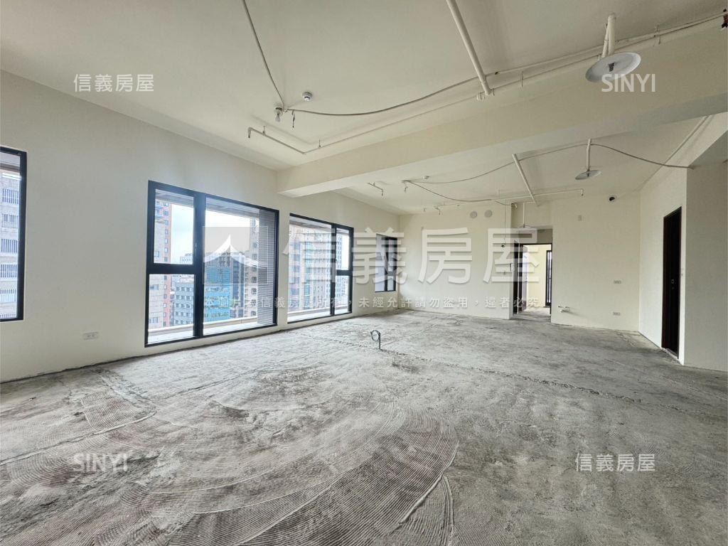 雍居仁愛★Ａ３花園露臺戶房屋室內格局與周邊環境