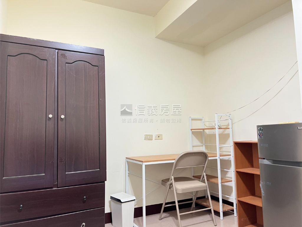 石牌商城公寓一樓房屋室內格局與周邊環境