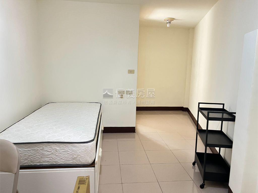石牌商城公寓一樓房屋室內格局與周邊環境