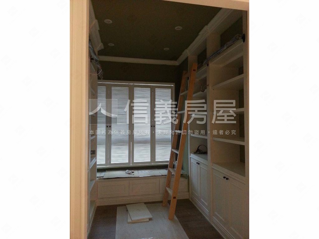仰睦現代輕奢美４房房屋室內格局與周邊環境