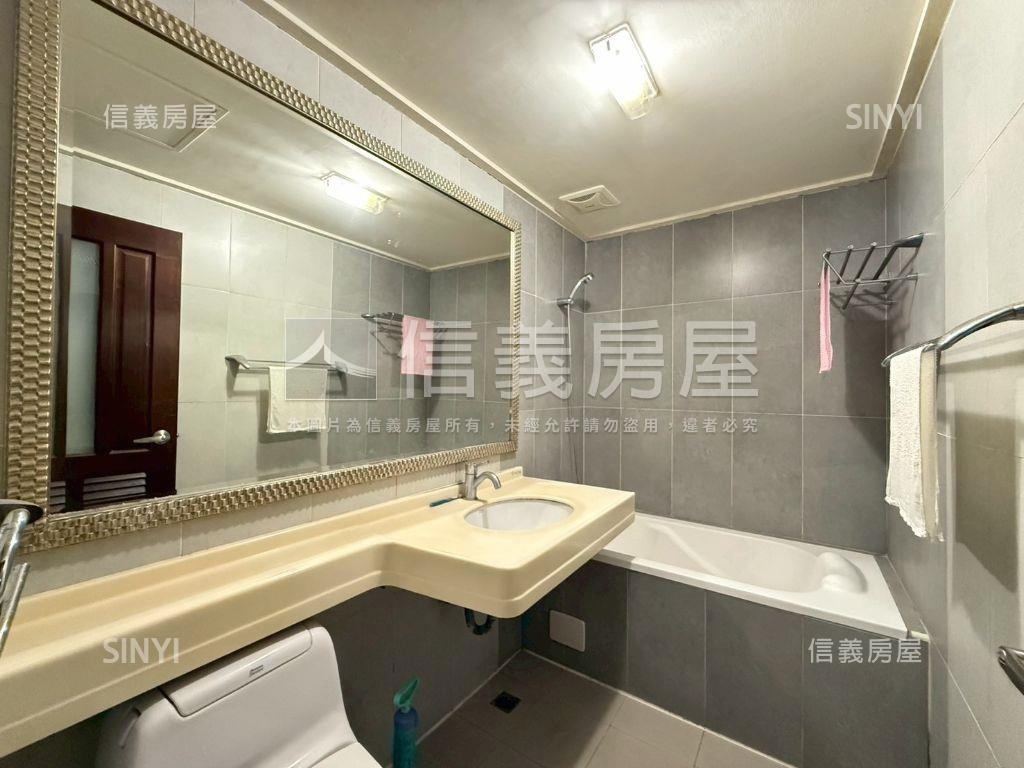巨蛋商圈３房成家房屋室內格局與周邊環境