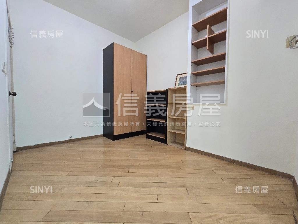 ⭐夯近未來漢神稀有露臺戶房屋室內格局與周邊環境