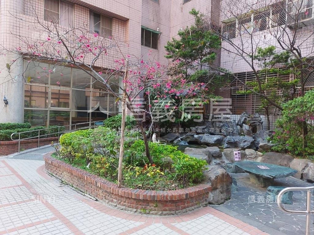⭐夯近未來漢神稀有露臺戶房屋室內格局與周邊環境