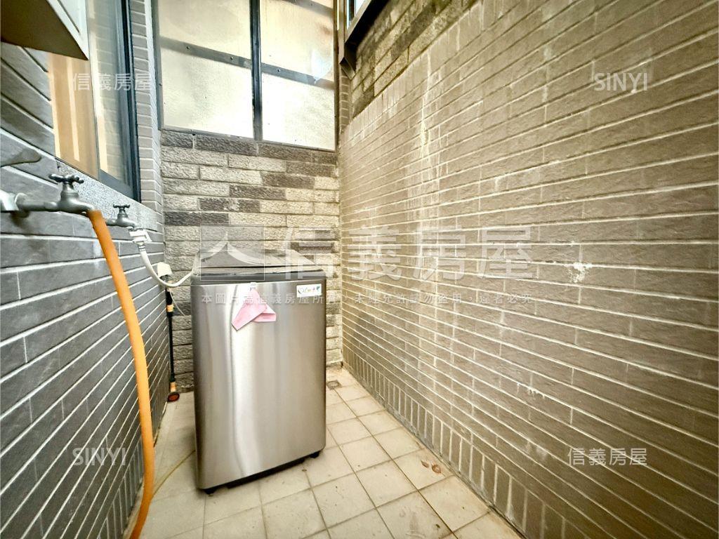 霞飛山莊溫馨別墅房屋室內格局與周邊環境