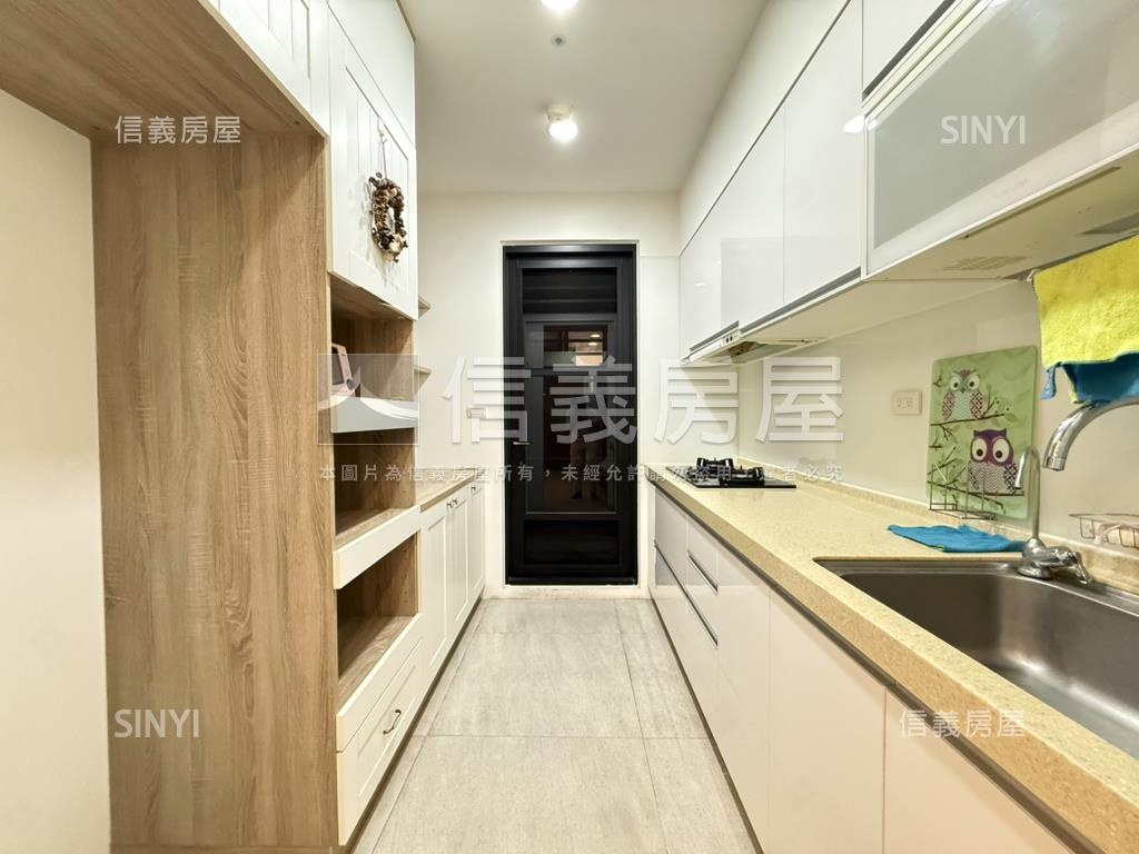 ★副都心★雙捷運都峰苑Ⅱ房屋室內格局與周邊環境