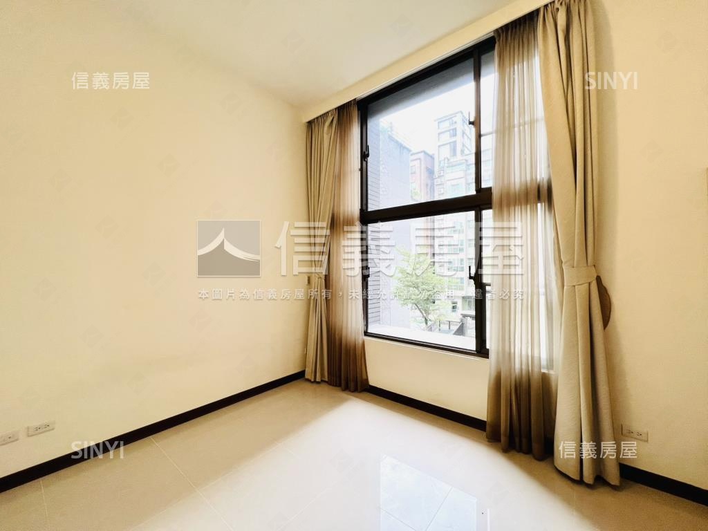 上河苑挑高優質兩房房屋室內格局與周邊環境