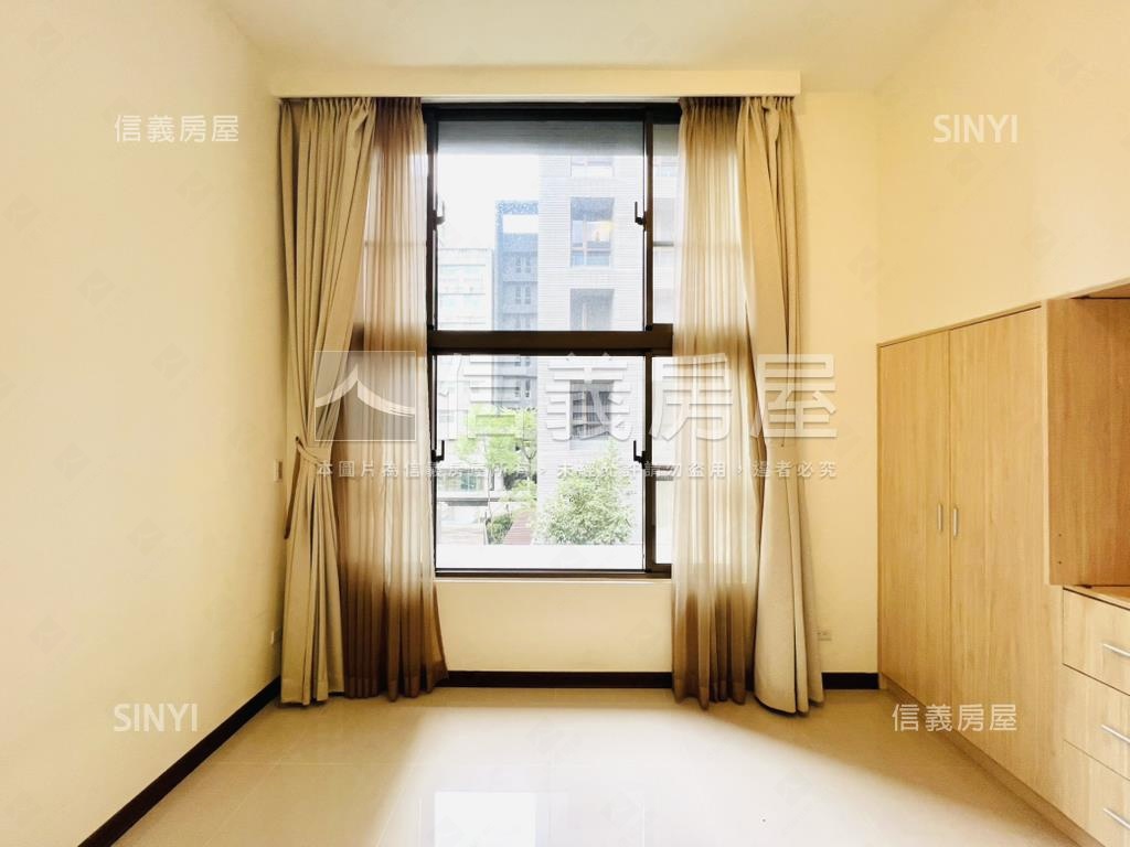 上河苑挑高優質兩房房屋室內格局與周邊環境