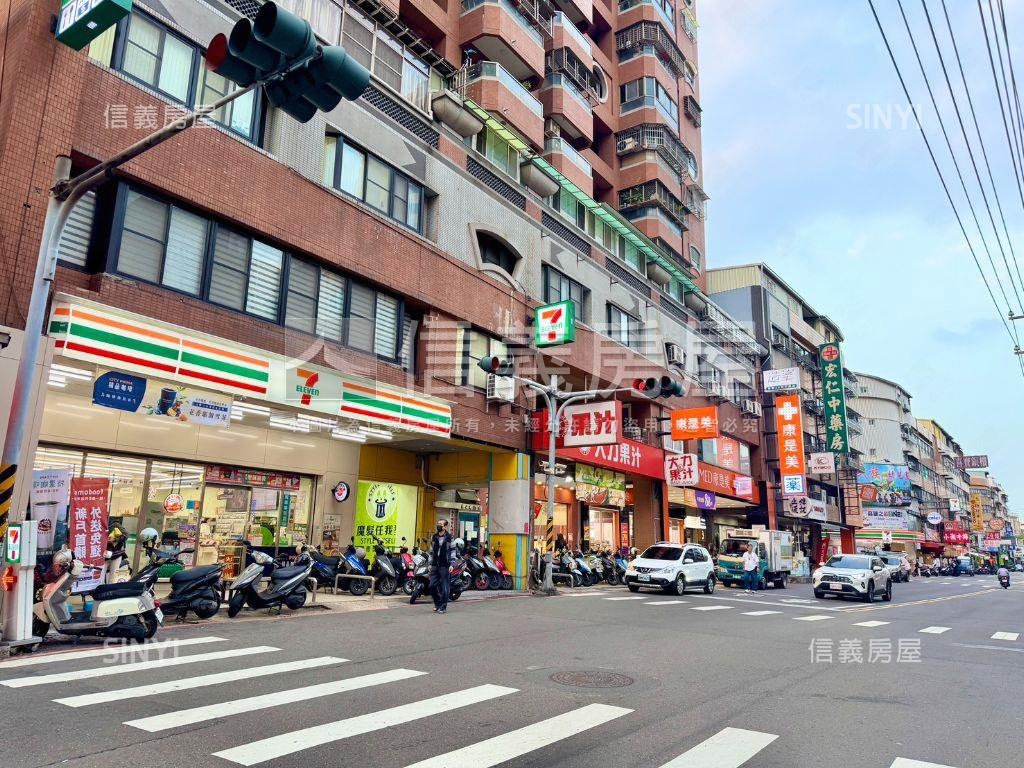 鼎山家樂福三面採光大四房房屋室內格局與周邊環境