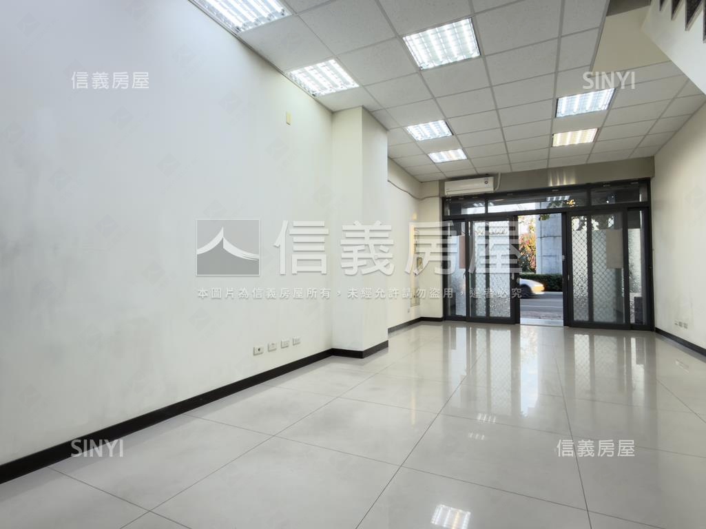 捷運旁臨路金店面房屋室內格局與周邊環境