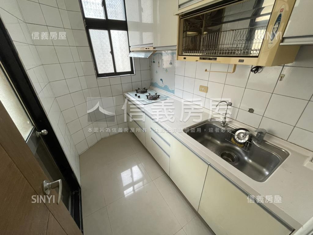 中和街三房美寓房屋室內格局與周邊環境