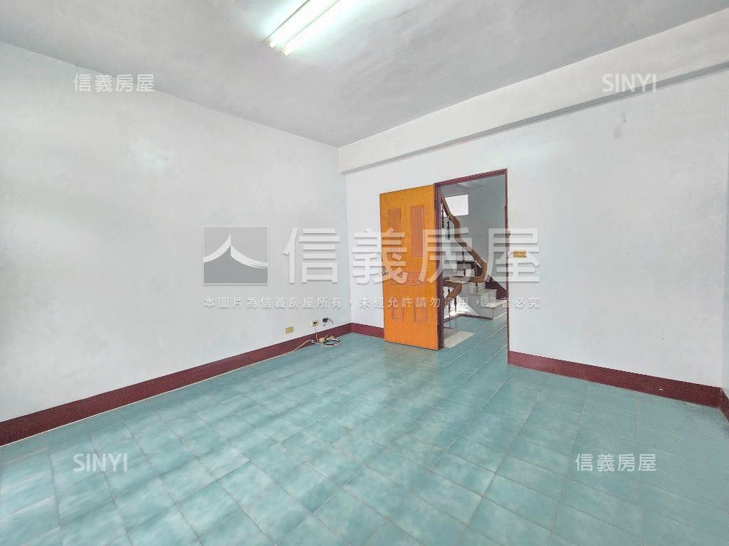 陽明學區．活巷車庫美透天房屋室內格局與周邊環境