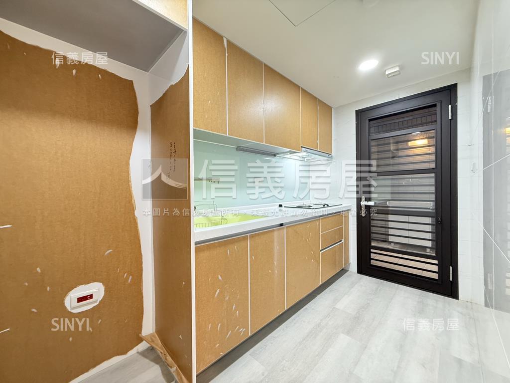 全新交屋市鎮之櫻兩房平車房屋室內格局與周邊環境