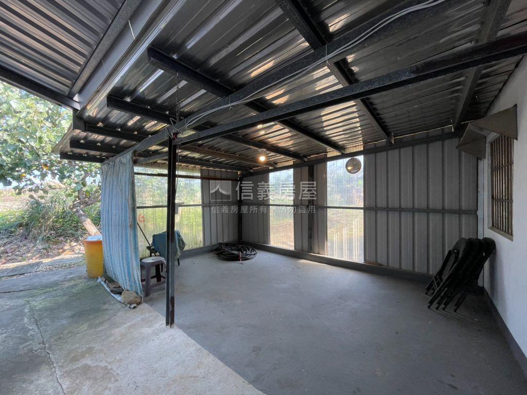 屯山國小平坦土地房屋室內格局與周邊環境